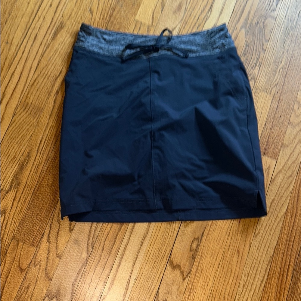 Duluth Trading Co Blue Mini Pencil Skort.  Casual